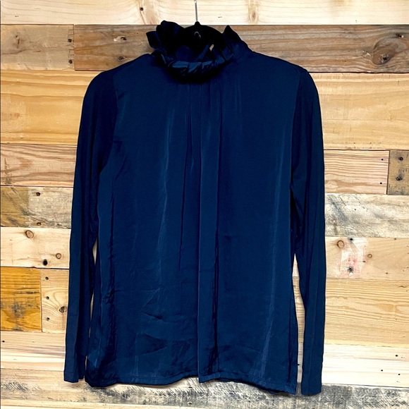 Banana Republic size S Midnight Blue Satin Long Sleeve Victorian Collar Blouse - Picture 1 of 8